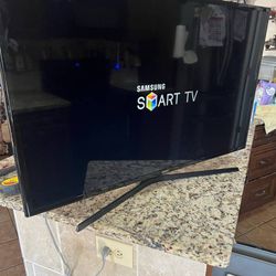 Samsung TV 50in