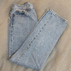 Wedgie Straight Levi’s