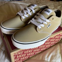 Vans Atwood shoes Size 9