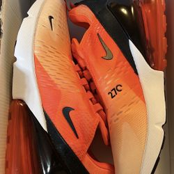 Nike 270