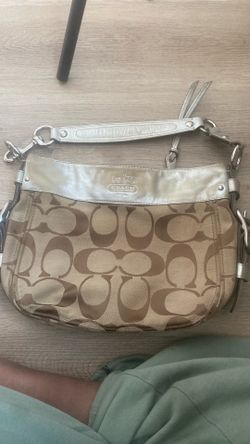 Woman’s Coach HandBag