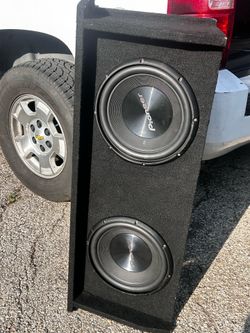 2 12s Pioneer & Planet Audio AMP 1500 watts