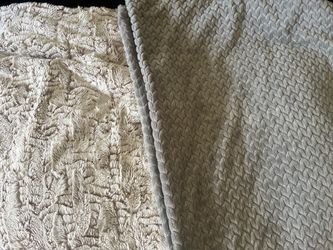 Blanket Throws