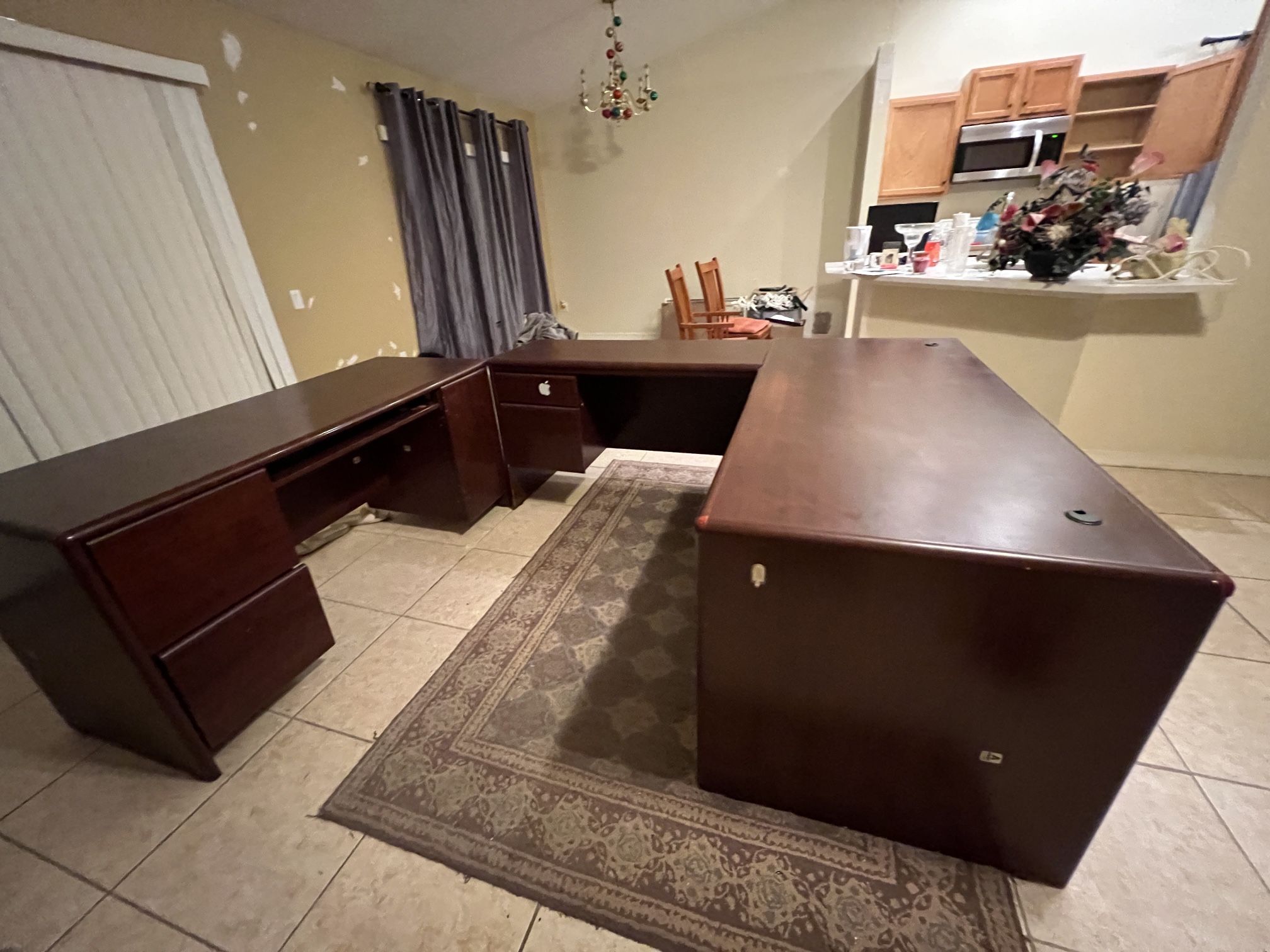 Computer Desk In Wesley Chapel