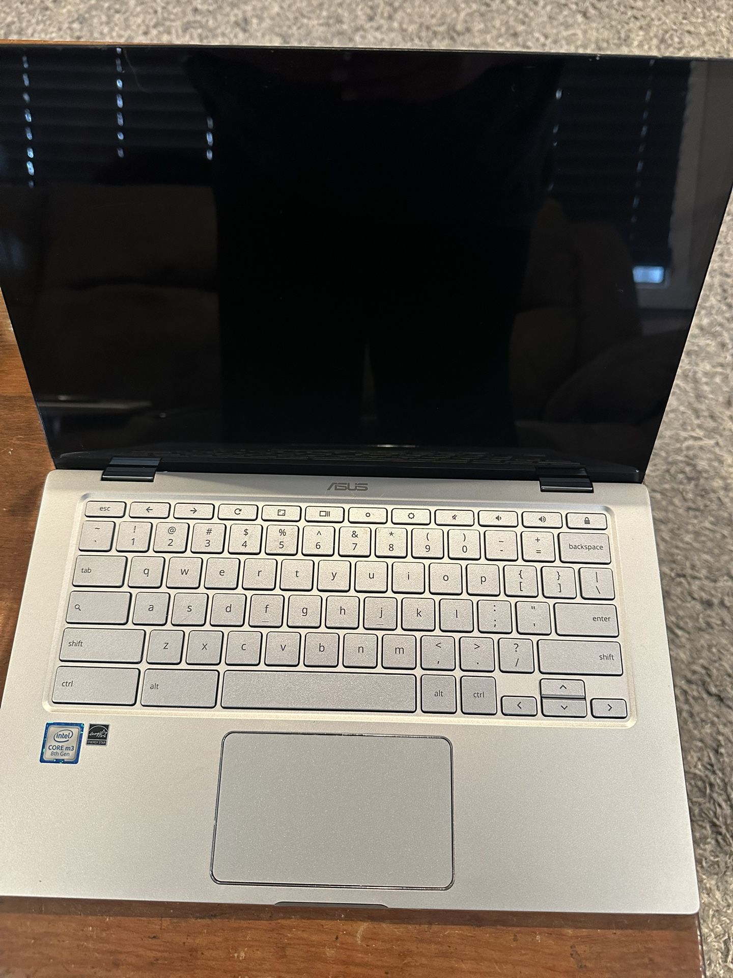 Asus Chromebook C343T 14” Touch - GENTLY used