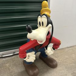 Goofy Statue Disney large 