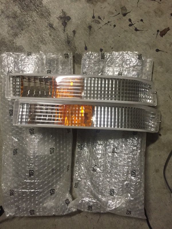 NEW!!!! brand new jdm EF9 bumper/turn signals
