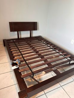 Queen bed