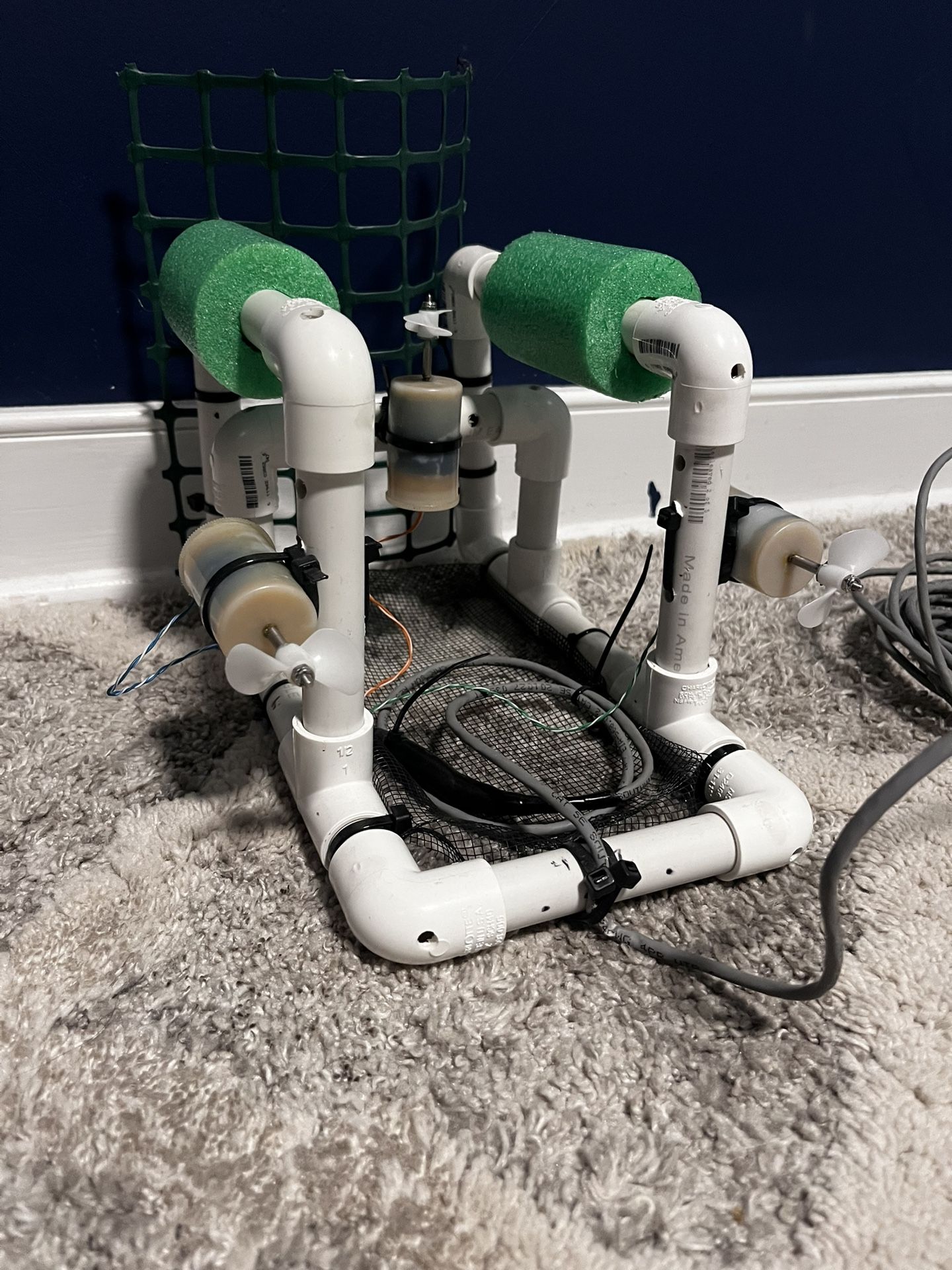 Under Water Submarine