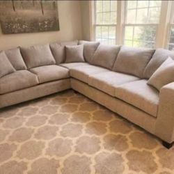 Brand new Artisan Sensation Cream 2pc Full Length Sectional (5 colors available)
