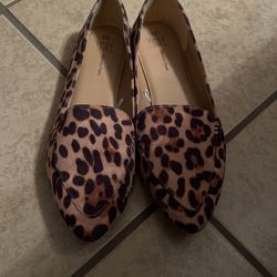 Leopard slip ons