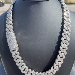 14k solid white gold 40CTW diamond emerald chain 22 inches iced out Miami Cuban link lock