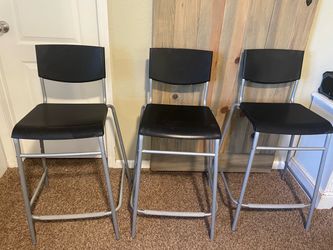 Set of 3 Black Bar Stools with Silver Frame