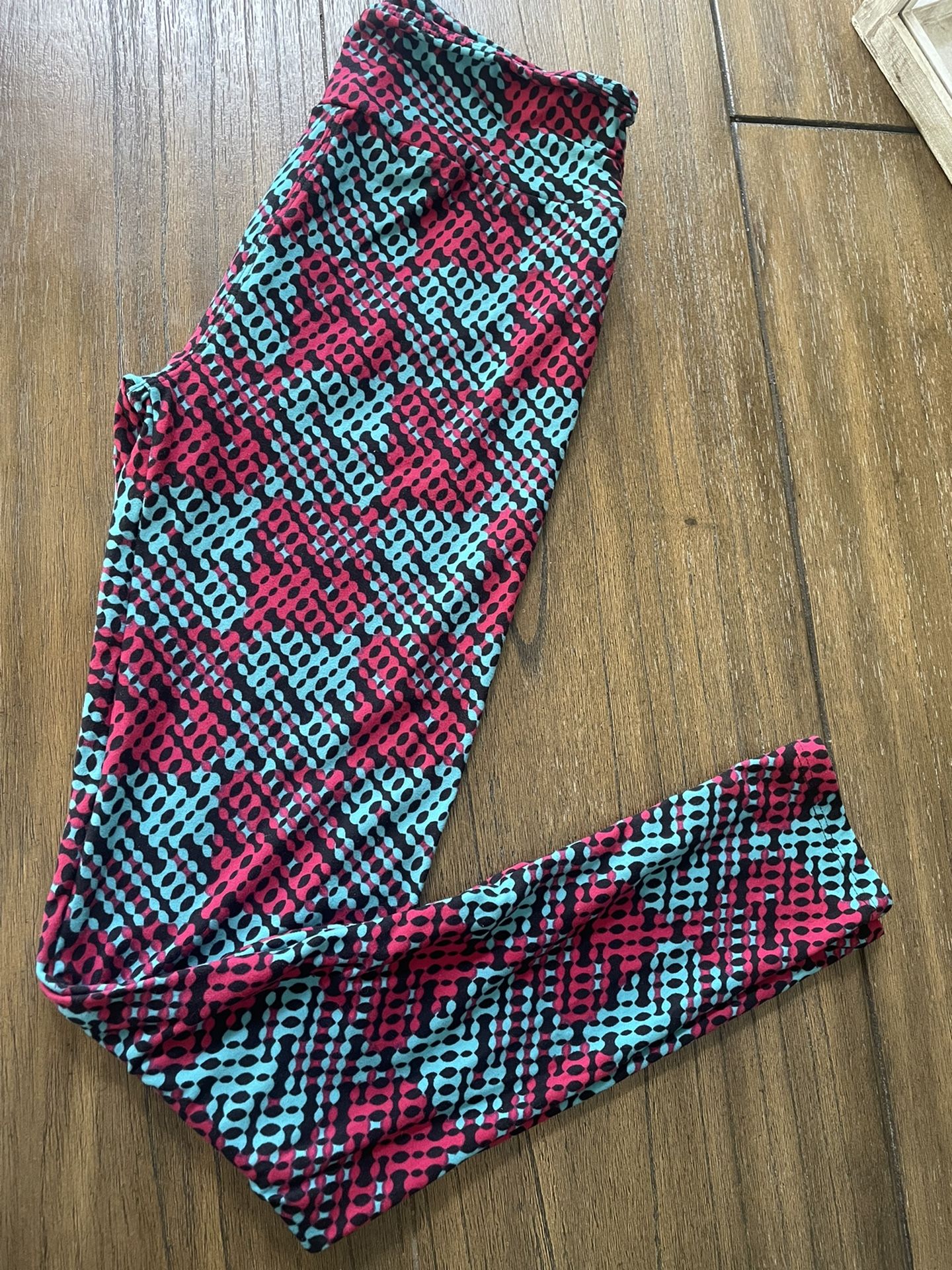 New LulaRoe Leggings OS One Size