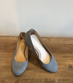 NEW Round Toe Pumps - Sz 9.5