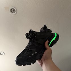 Balenciaga led track men