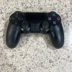 PS4 Controller
