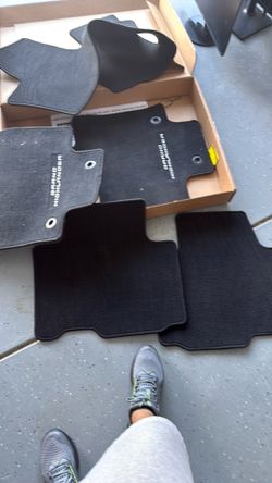 Carpet mats for 24 toyota grand highlander
