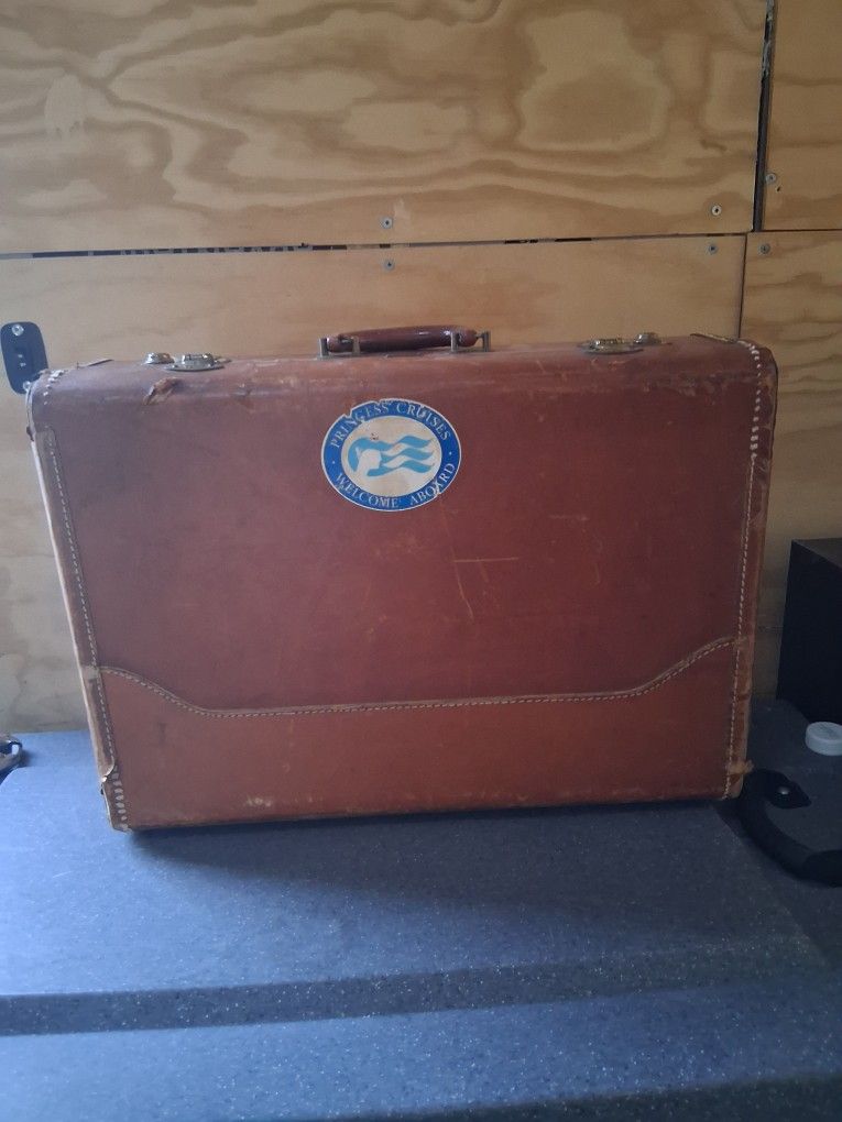 Vintage Suitcase 