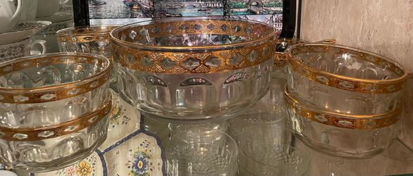 Dessert large bowl with 7 small bowls