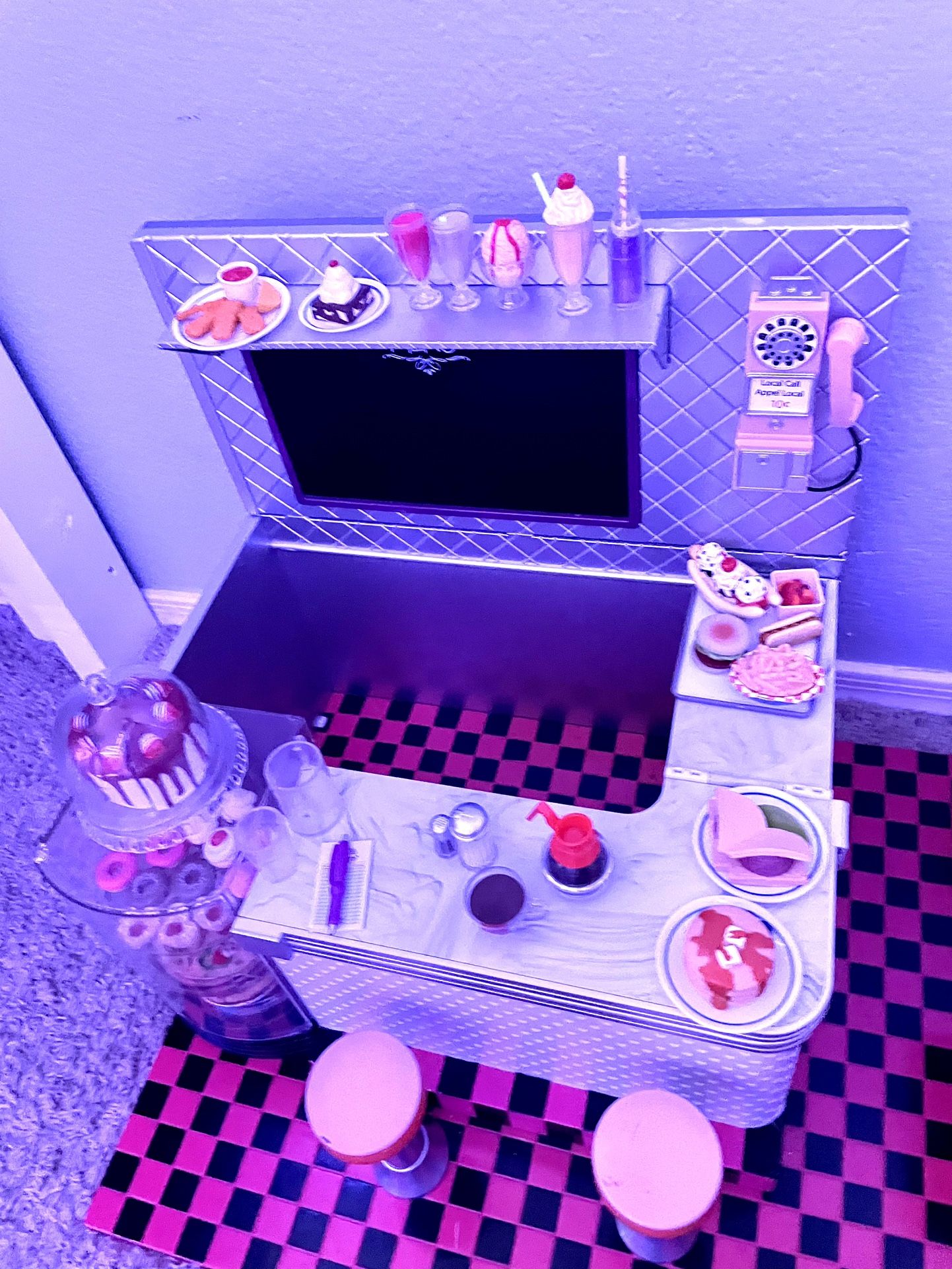 Our Generation Diner w/accessories (Discontinued)