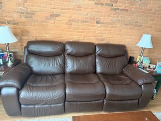 Havertys Leather Power Reclining Sofa – Excellent Condition – 93”