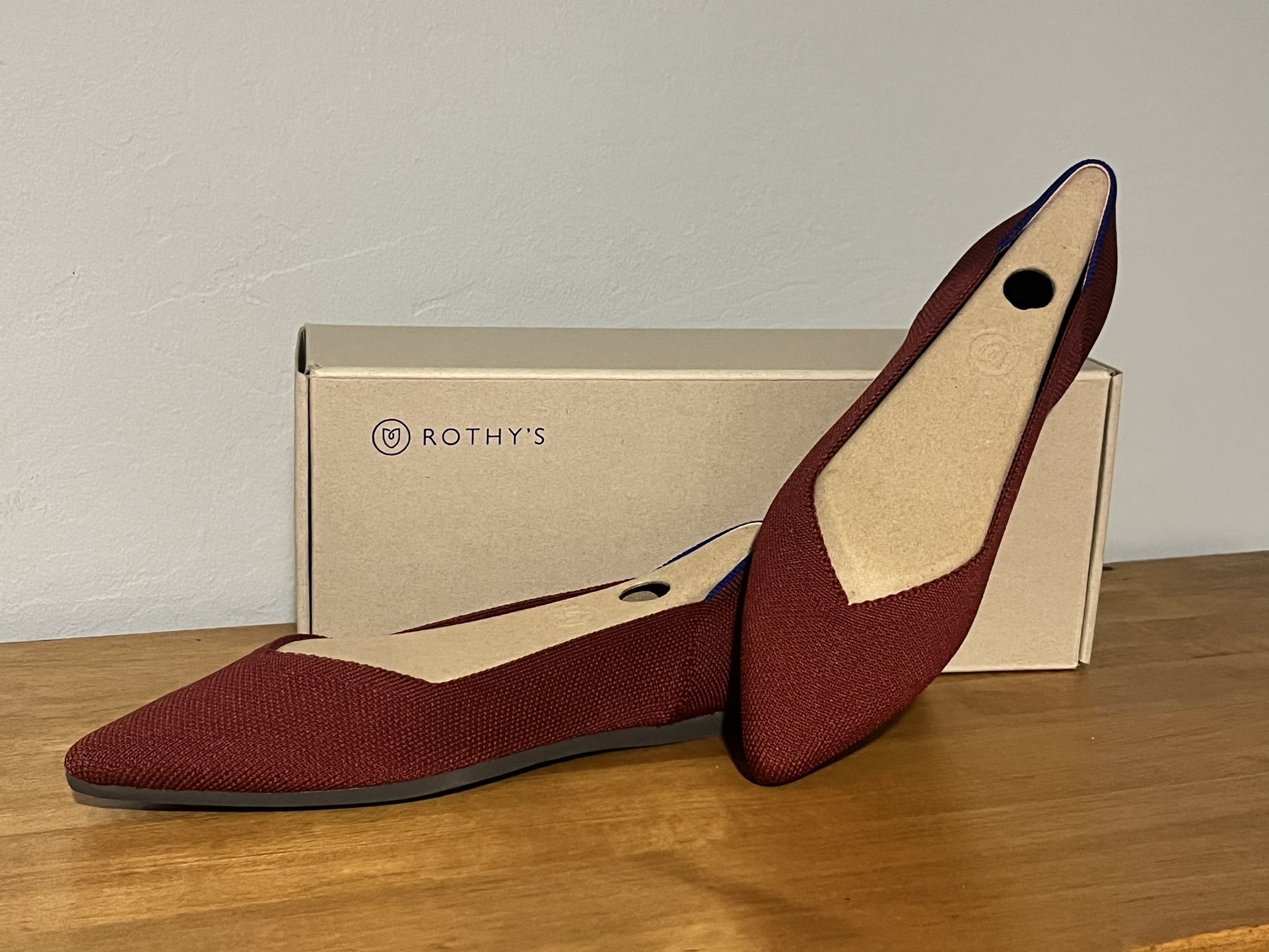 Rothy’s 7.5 The Point Flat NEW in Box