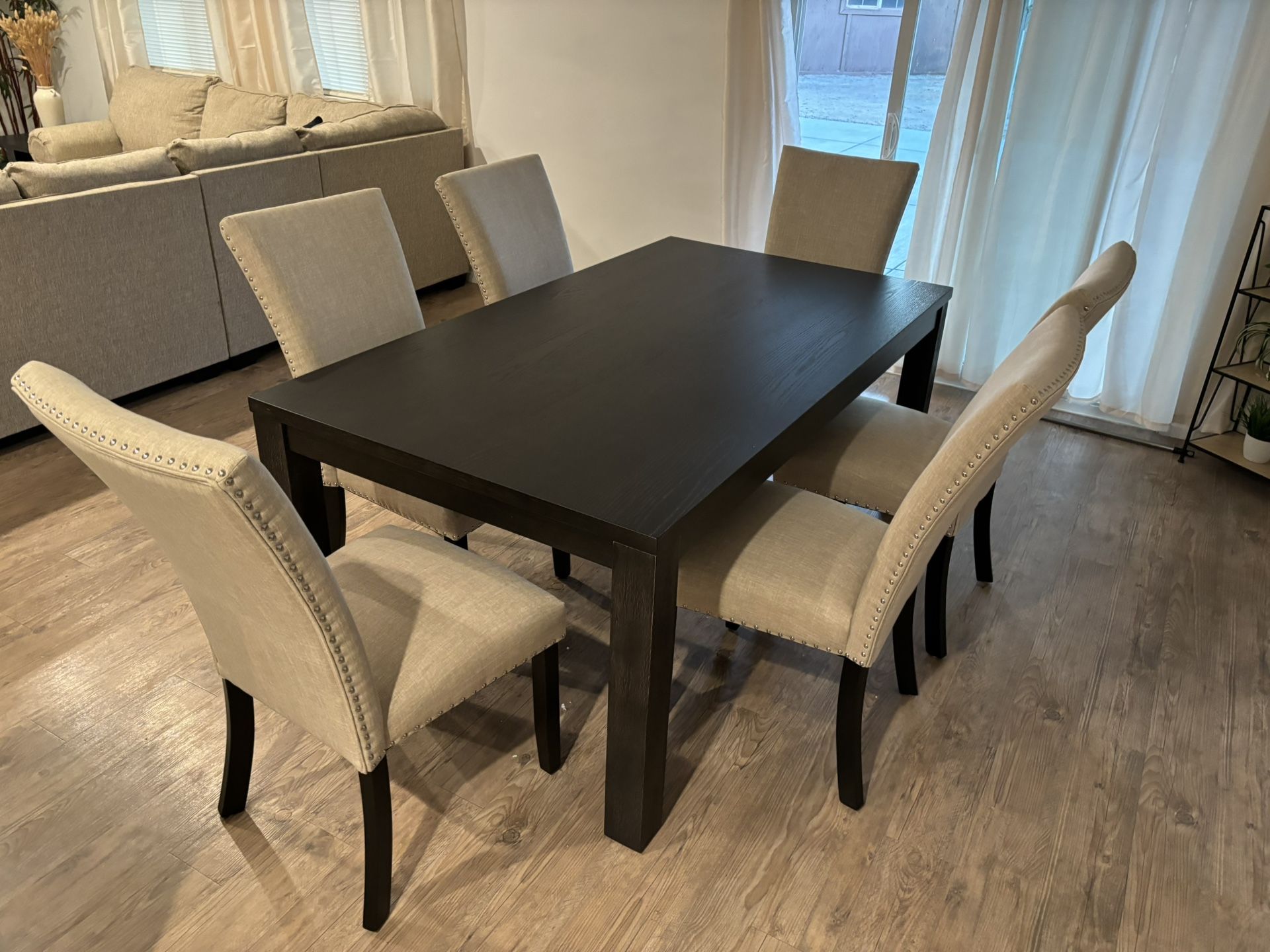 Dining Table set
