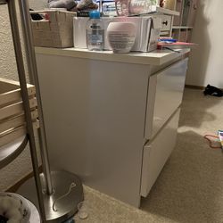 MOVE OUT SALE Ikea small drawers