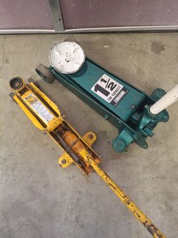 Floor jacks