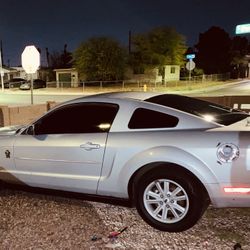 2005 Ford Mustang
