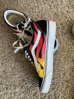 Vans 7 men ; 81/2 women