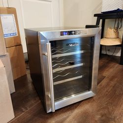 NewAir 12-Bottle Thermoelectric Wine Cooler (Model AW-121E), stainless steel wine cooler, 18.5"Hx19.5" Lx14" W, works great,