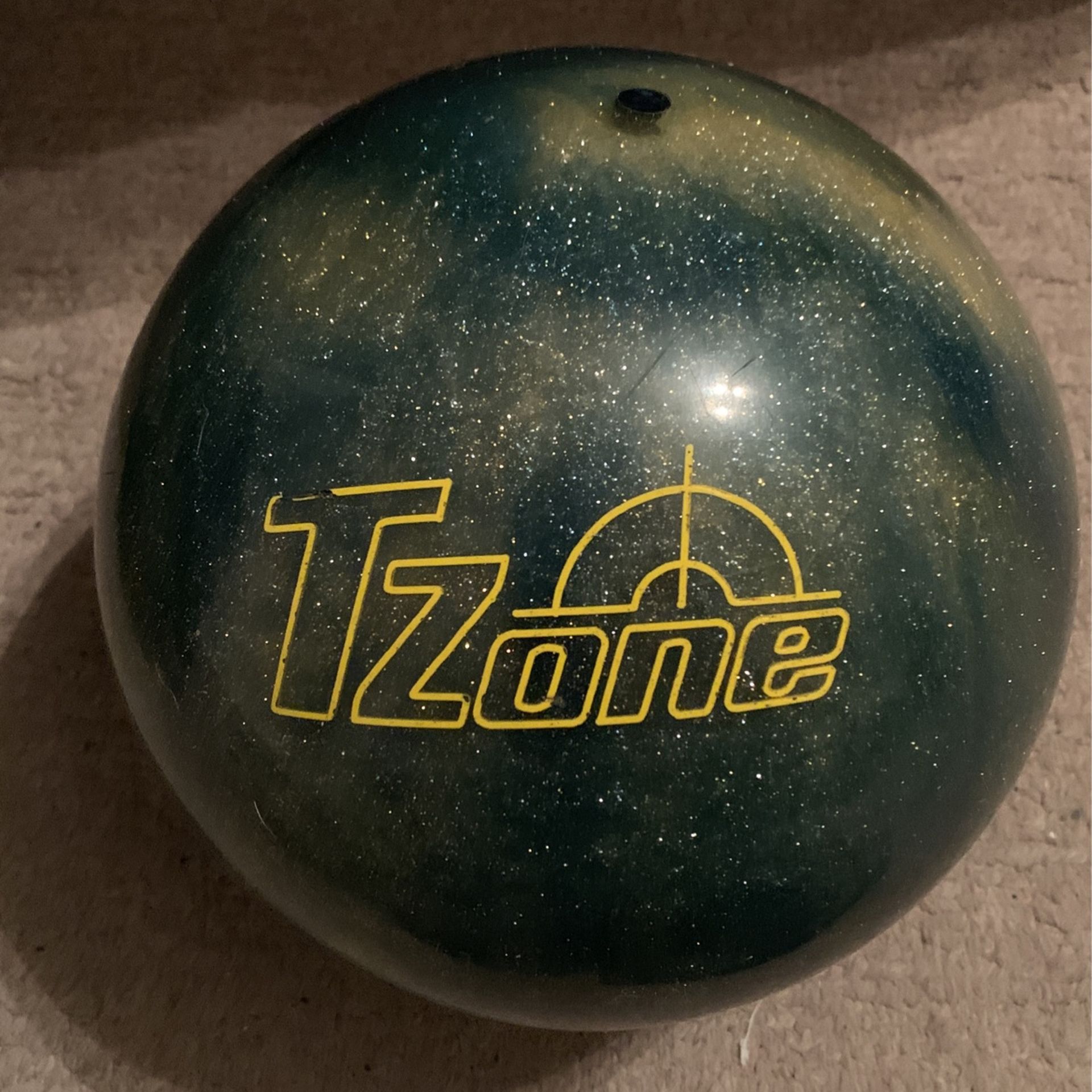 TZONE GREEN 12 POUND BOWLING BALL WITH BRUNSWICK BLACK BAG