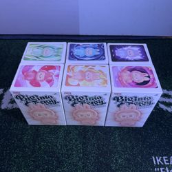 *AUTHENTIC* POP MART Labubu Big Into Energy Vinyl Plush