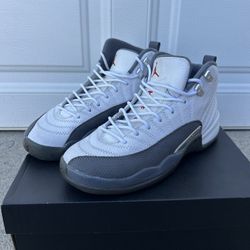 JORDAN 12s
