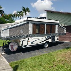 2013 Palomino Pop Up Camper