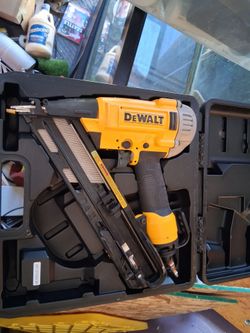 15 gauge dewalt angled nail gun