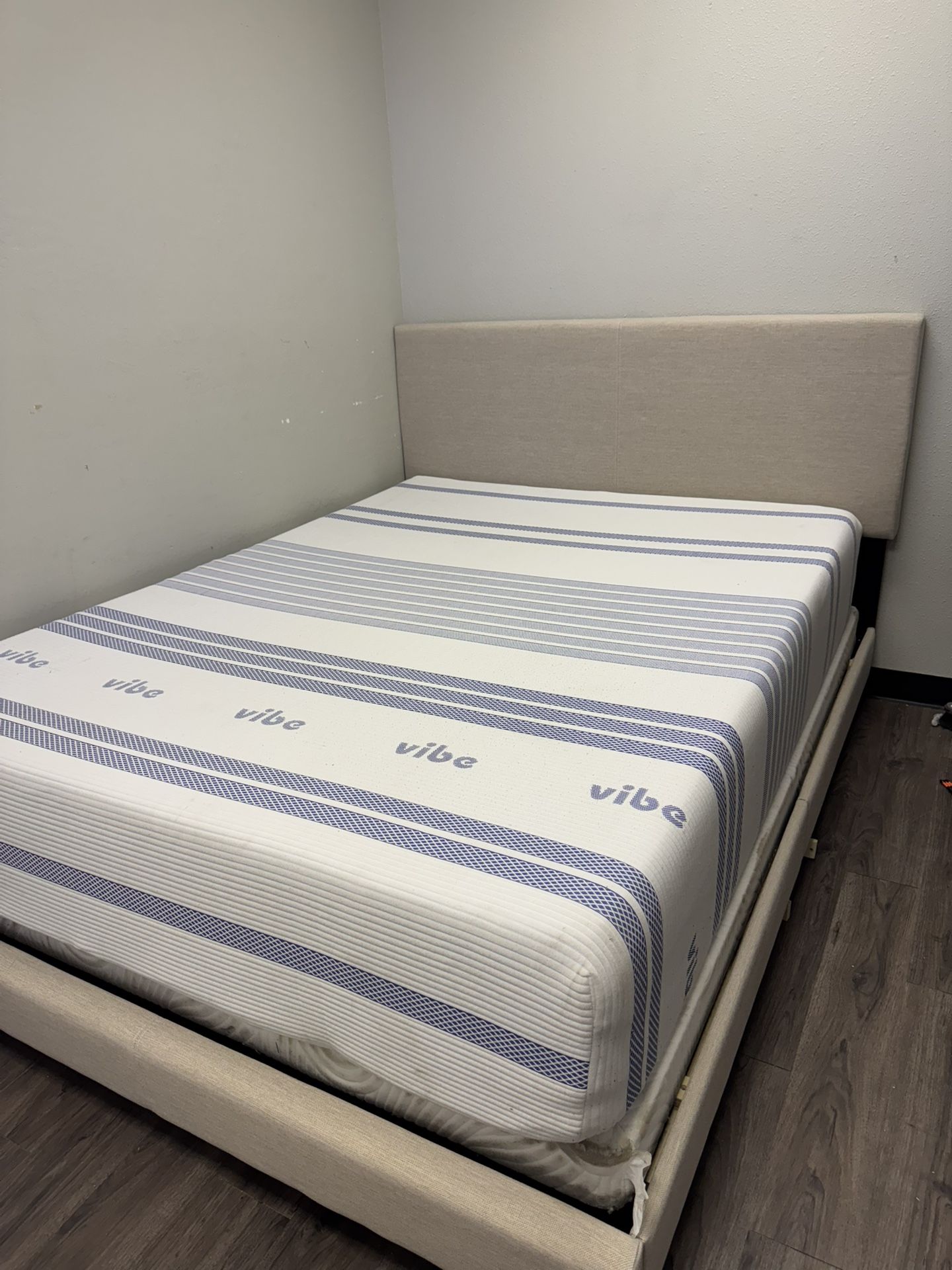Grey Upholster Queen Bed Frame