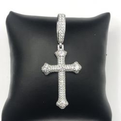925 Sterling Silver 2.20CT MOISSANITE Cross men’s Pendant 