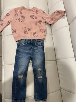H&M sweater and DL 1961 jeans pants for 3 years old #kidswear