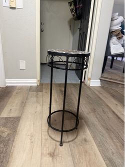 Plant table