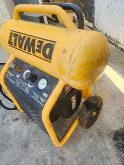 DeWalt Compressor