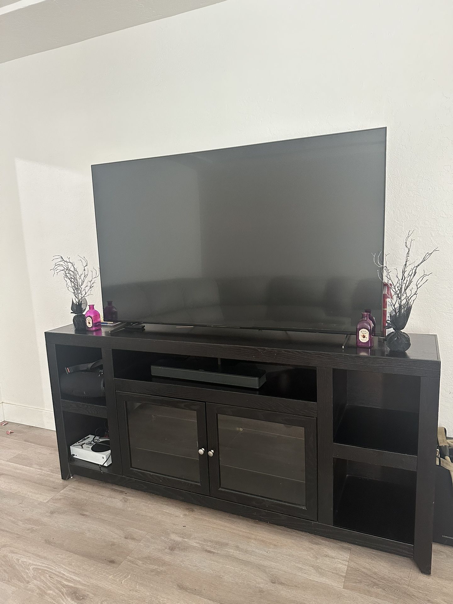 tv stand 