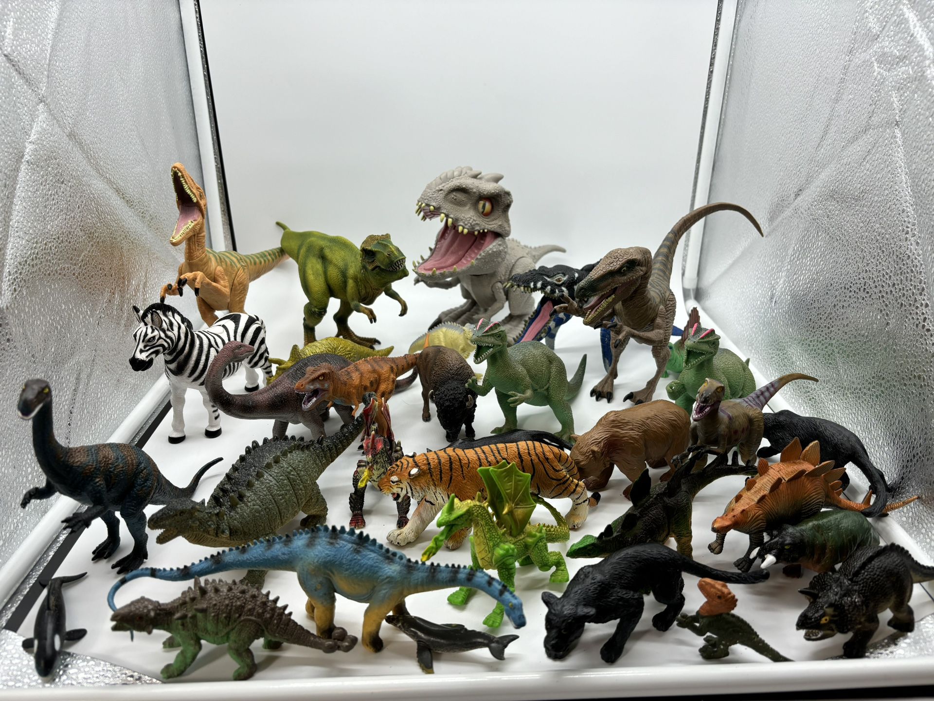 Kids Dinosaur & Assorted Animal Lot Of 40- Jurassic World, Chap Mei & More! Great Value