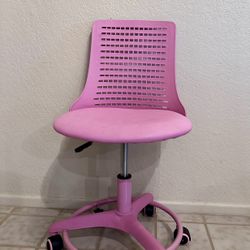Kids Adjustable Chair With Wheels