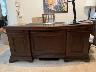 Office Desk And Chair