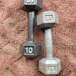 SET OF 10LB.  HEXHEAD DUMBBELLS
 TOTAL 20LBs. 
7111  S. WESTERN WALGREENS 
$20  CASH ONLY AS IS