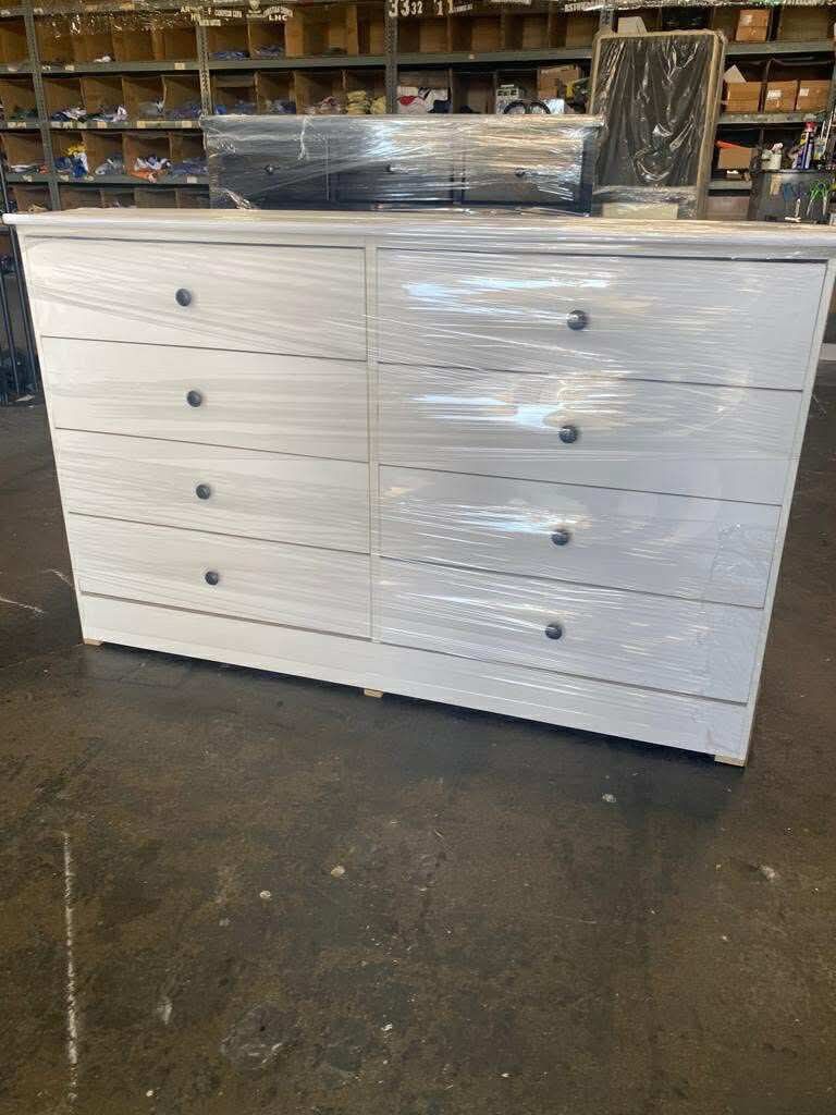 8 Drawer White Color