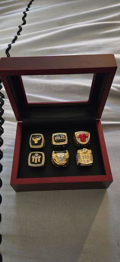 Chicago bulls rings